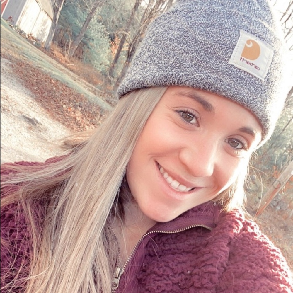 Meet your Posher, Amanda